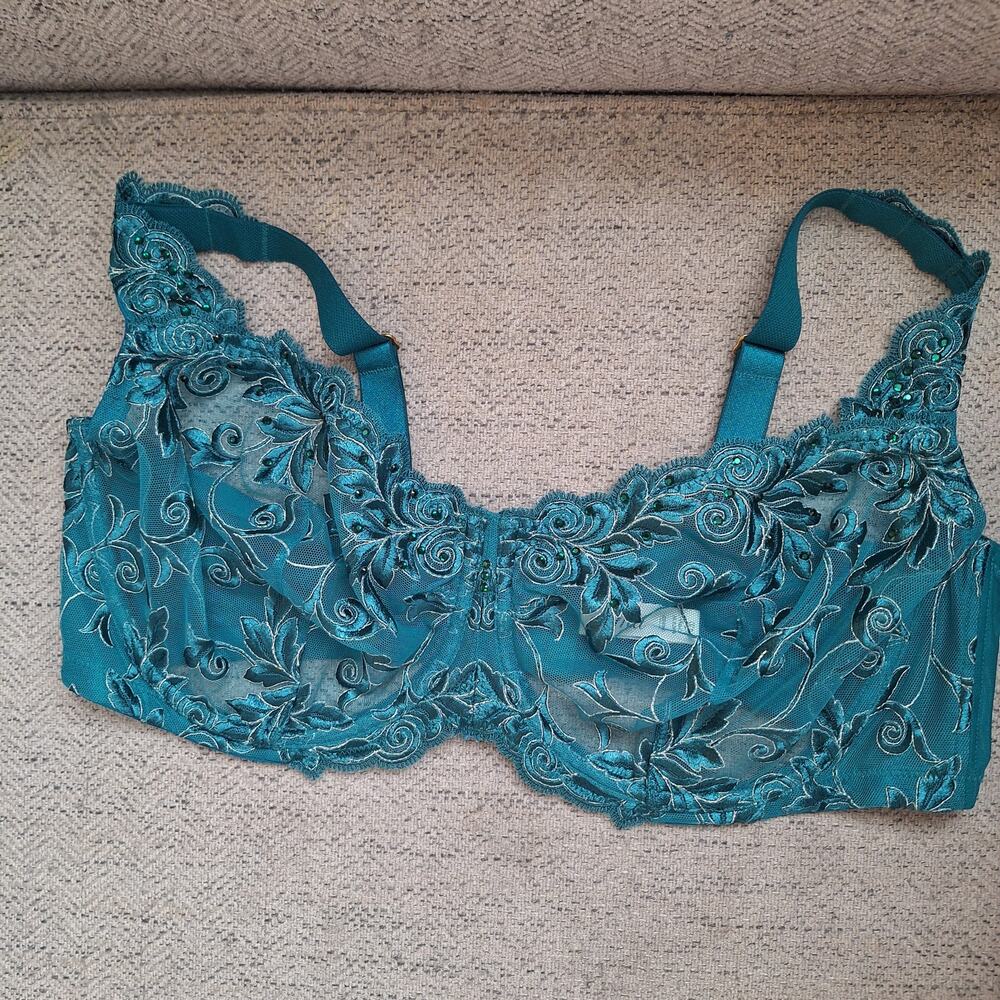 Soma blue 42D Sensuous Lace Unlined bra plus size